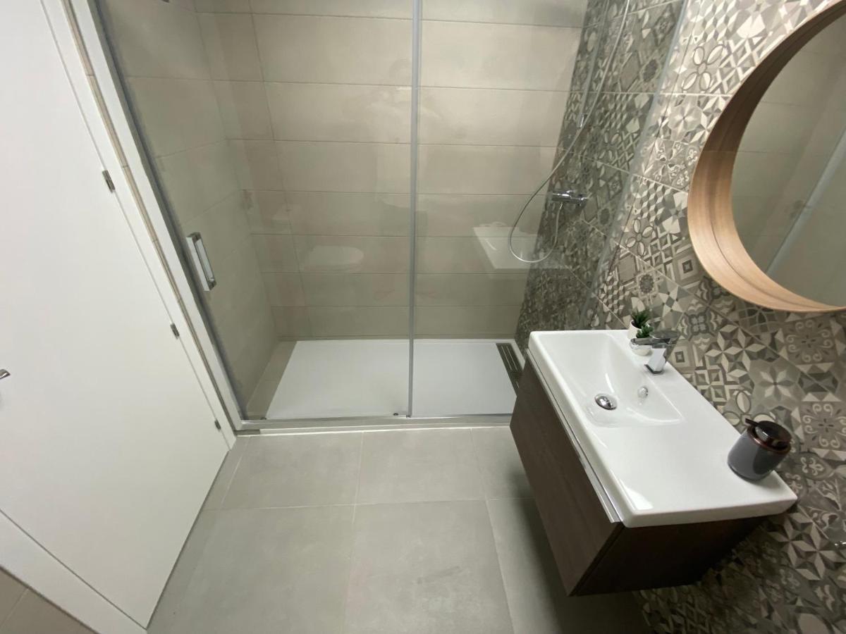 Bonito Apartamento De 2 Habitaciones Con Terraza Malaga Ngoại thất bức ảnh